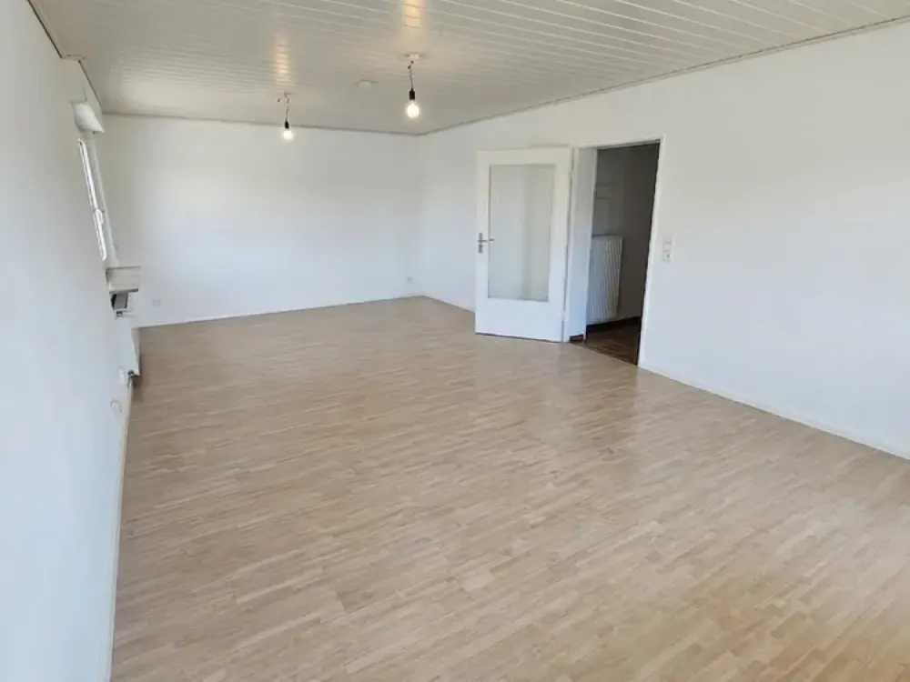 Kern-Sanierte 3-Zimmer-Wohnung in Rödermark