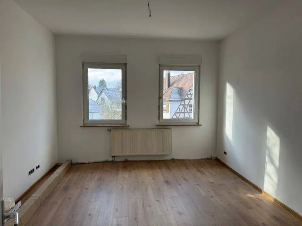 3 Rooms in the Heart of Laufamholz