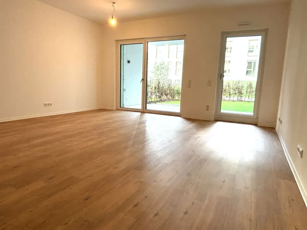 4-room apartment (Type 13) with private garden, two bathrooms and cellar