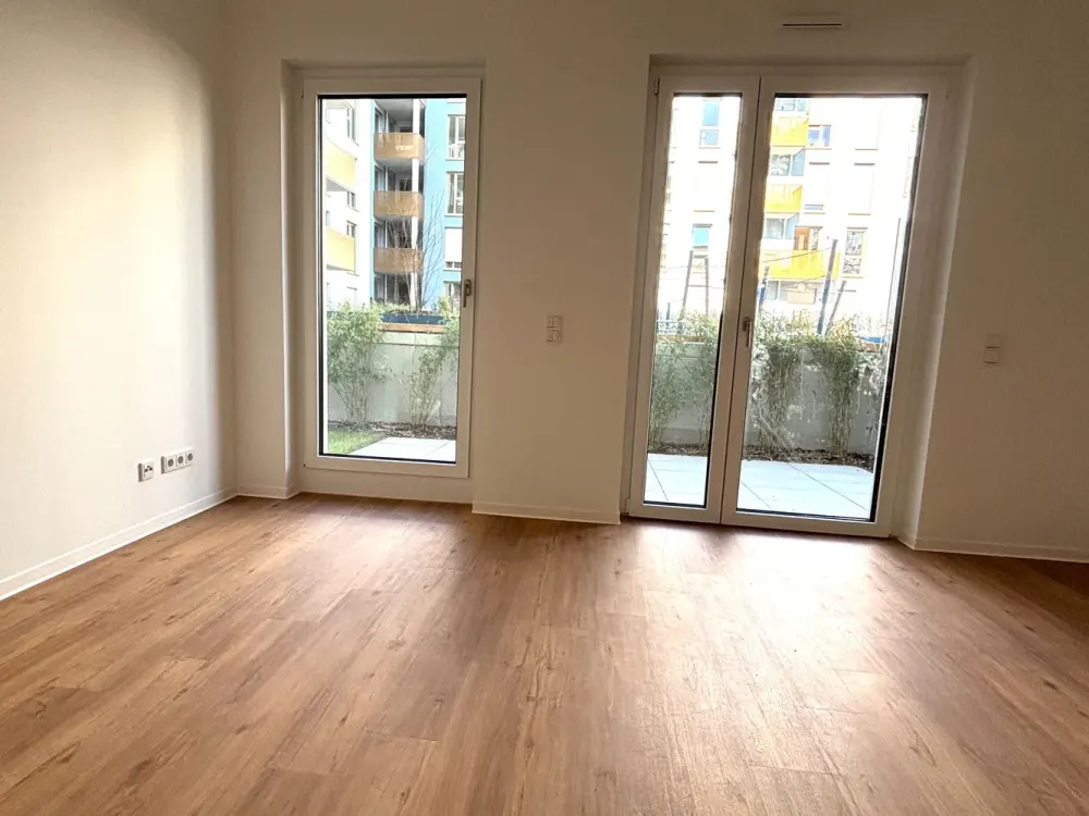4-room apartment (Type 13) with private garden, two bathrooms and cellar