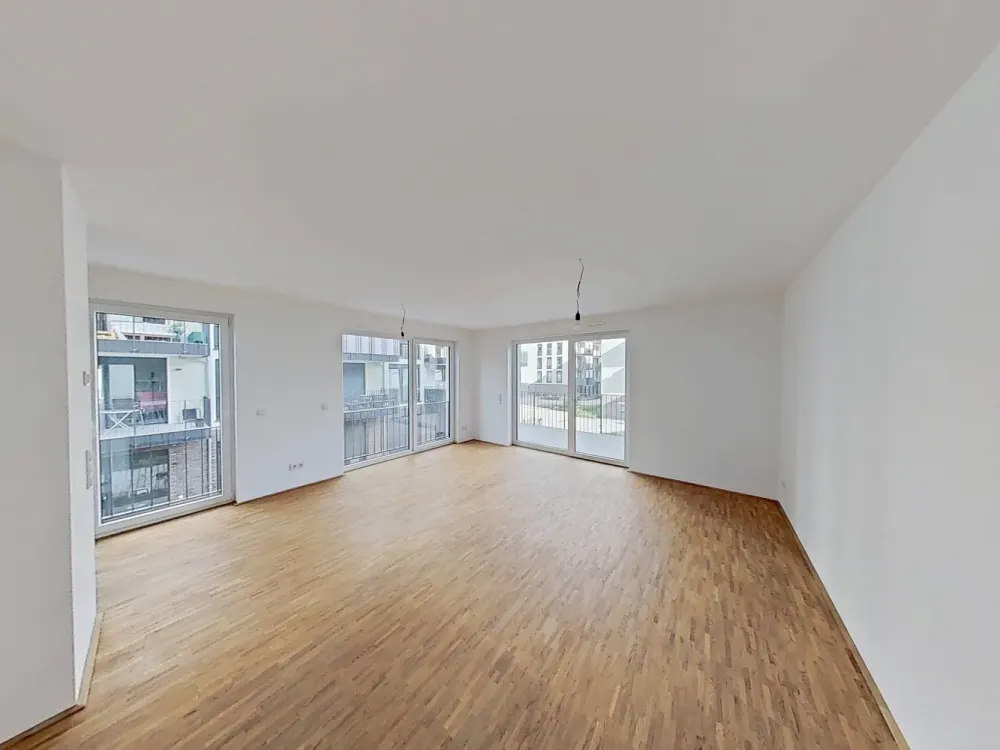 Stylish 2-Room Apartment with Balcony and Fitted Kitchen!