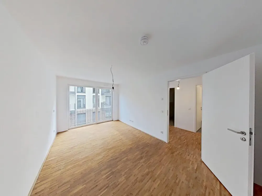 Stylish 2-Room Apartment with Balcony and Fitted Kitchen!