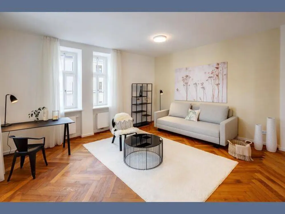 Furnished: Family Apartment in Prime Location on Fraunhoferstraße
