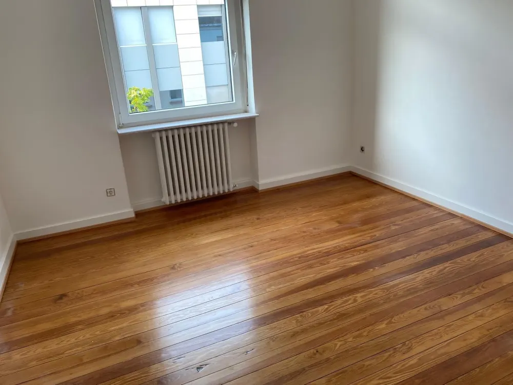 3.5 Room Kitchen 2 Bathrooms Balcony Apartment Rotenbühl Fully Renovated