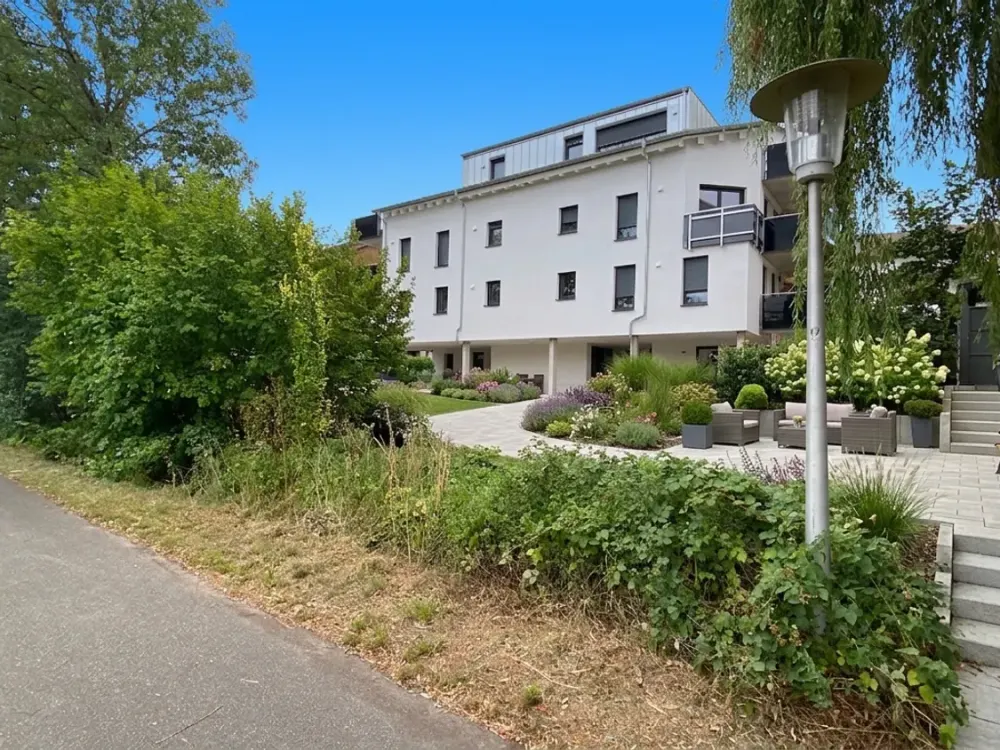 Barrierefrei & Aktiv: Helle 2-Zimmer-Seniorenwohnung in Obergrombach
