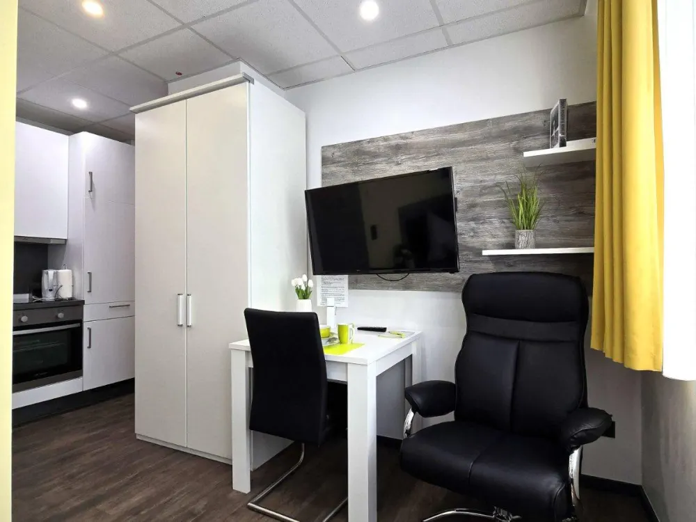Single Apartment, fully equipped, practical & comfortable, best location Offenbach