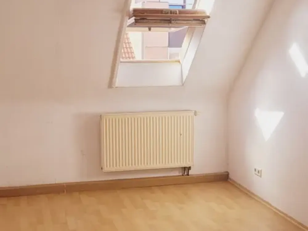 4-Room Attic Apartment Central Location St. Ingbert