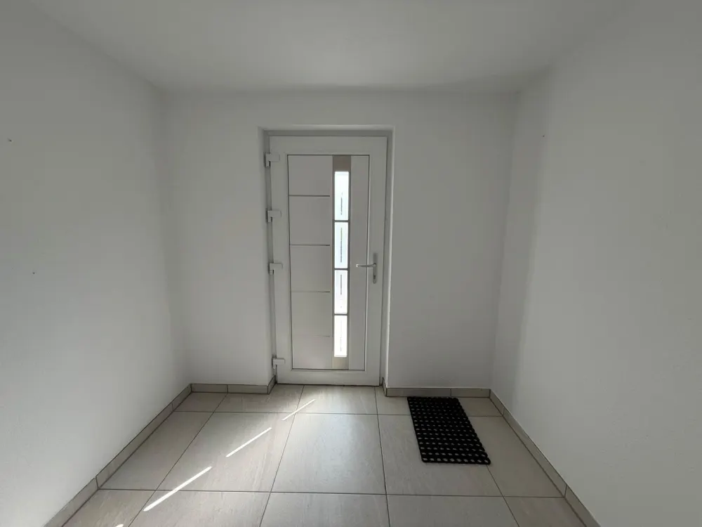 Rental: 3-Room Apartment in Schönaich