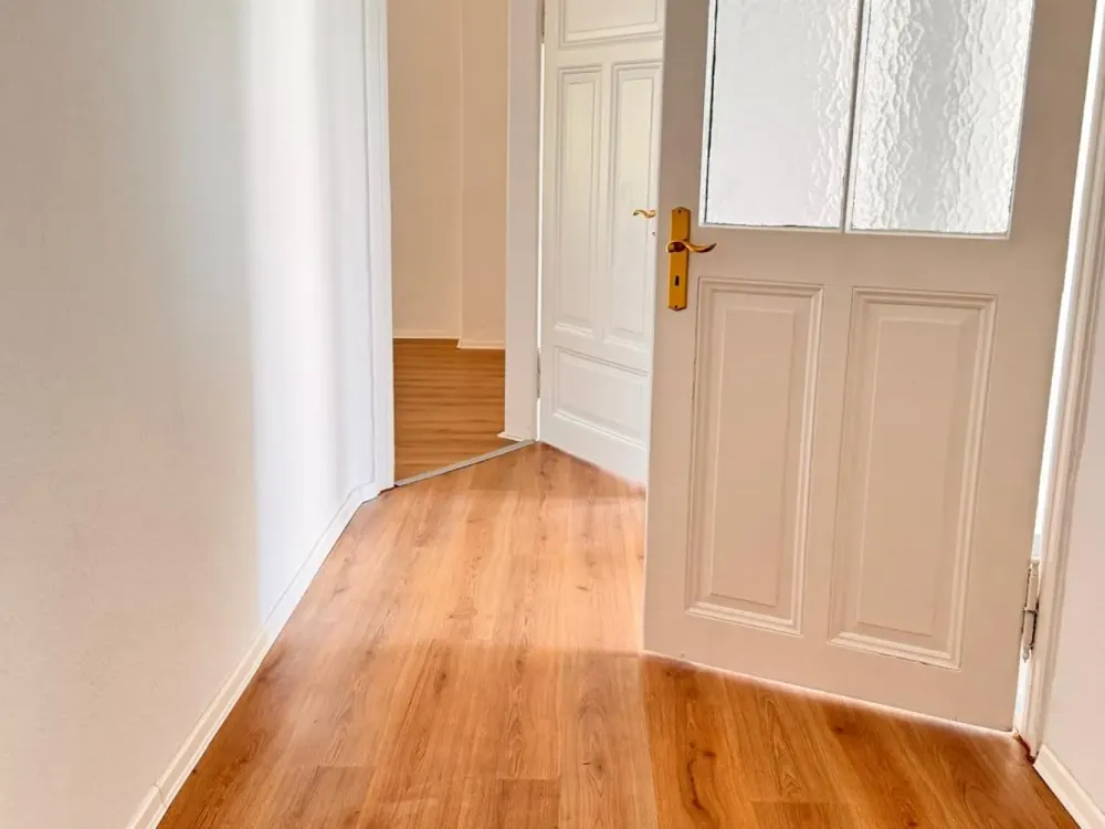 * Traumhaft * Renovierte 2 Zimmer Wohnung!