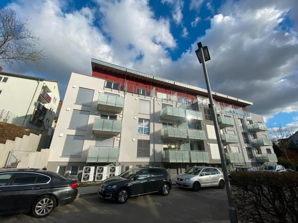 3-room apartment, top equipment, KfW Efficiency House 40 Plus, near university and hospital