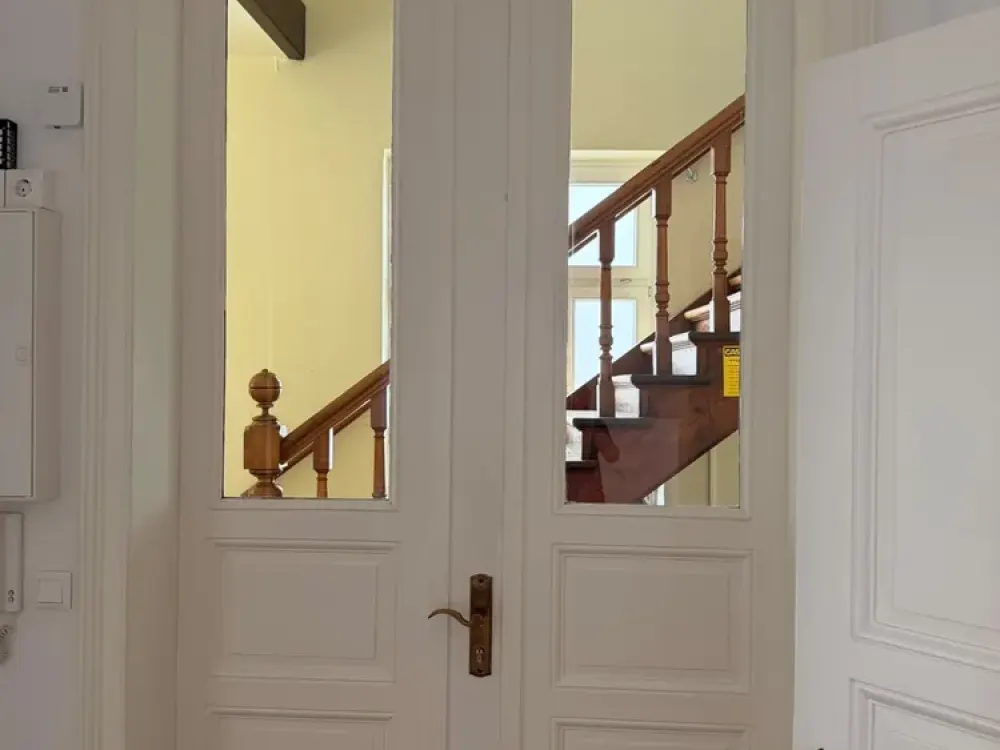 Plenty of Space in Bad Doberan: 4-Room Apartment with Shared Garden Use