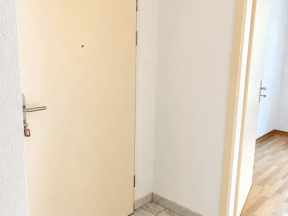 Charming 2-Room Apartment in Desirable Location of Saarbrücken-St. Arnual