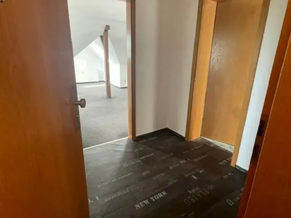 Cozy 3-Room Apartment in the Attic in a Quiet Location in Riethnordhausen