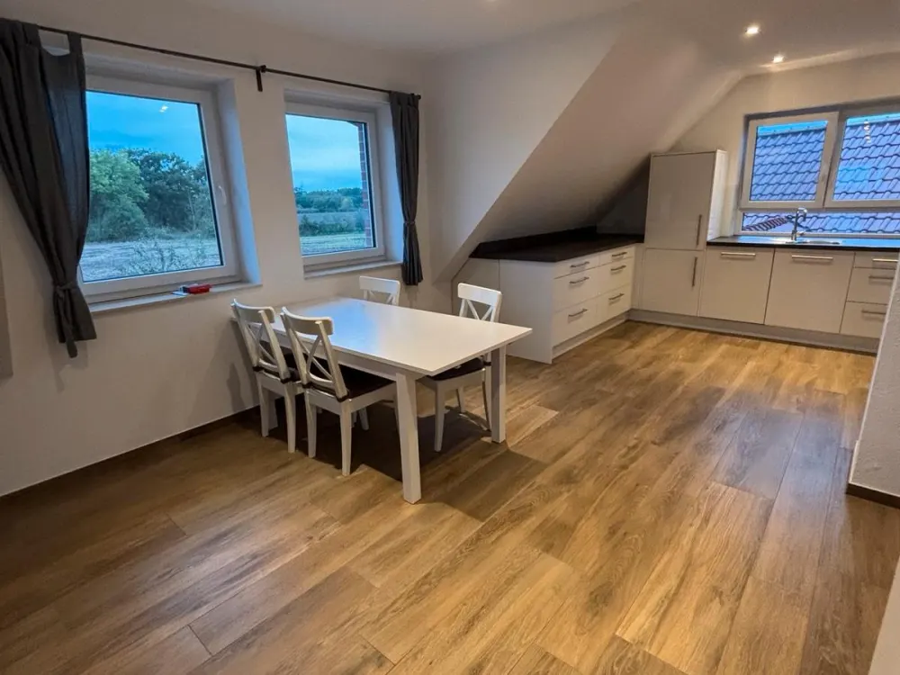 Bright Apartment on the 1st Floor with Balcony and Attic