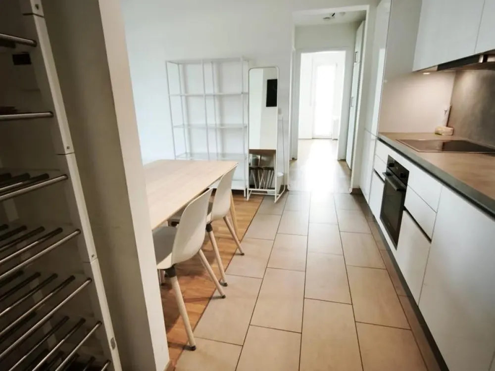 Dreamy 2-Room Apartment Perfect Trade Fair Location: First-Class Connection in the Heart of Frankfurt