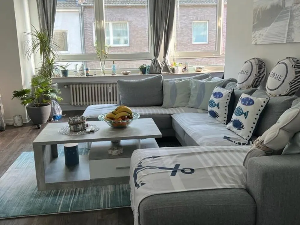 Pretty Apartment with Balcony in the Heart of Pempelfort!