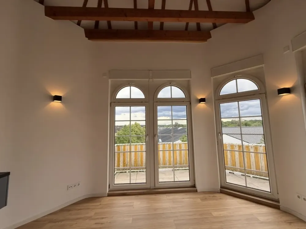 Modern 2.5-Room Apartment in Tower with Balcony, Air Conditioning, New Kitchen & Underground Parking Space