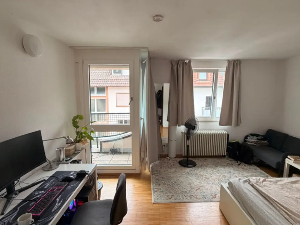 20 m2 Room with Private Bathroom in Südstadt