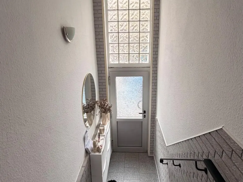 2. Zimmer Wohnung in Köln Mülheim (01.10.26-01.10.27)