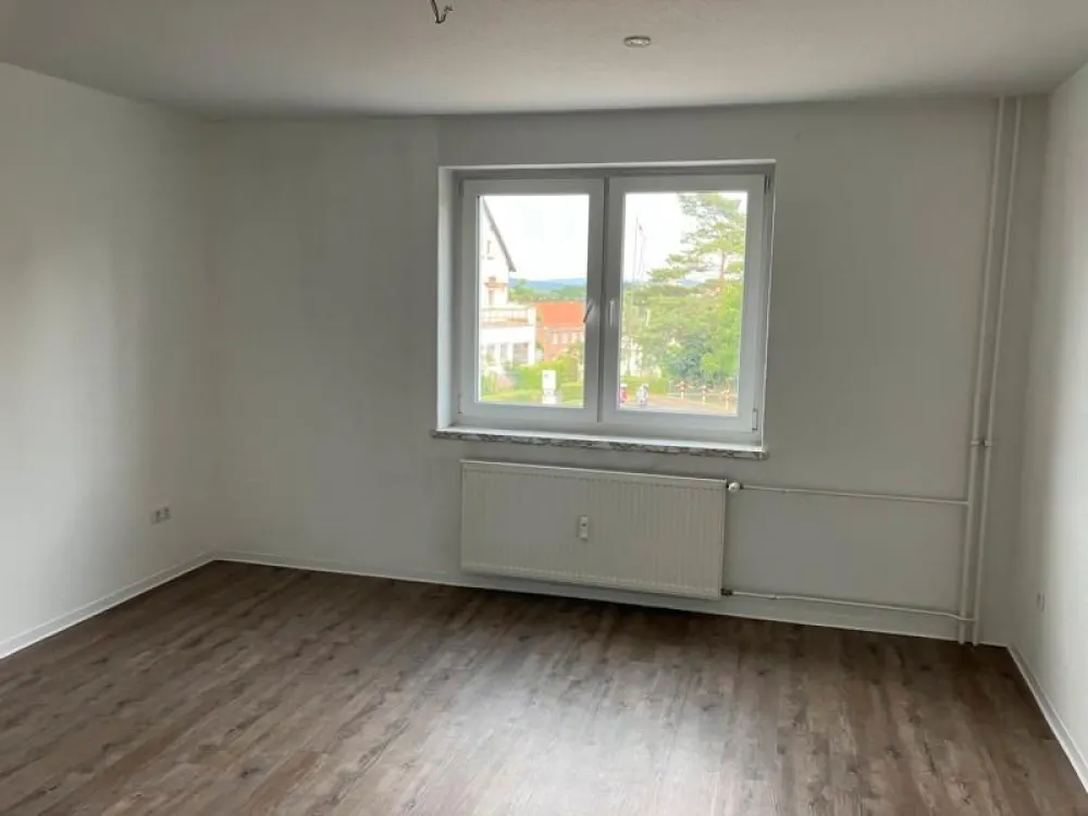Attractive 2-Room Apartment in a Good Residential Area