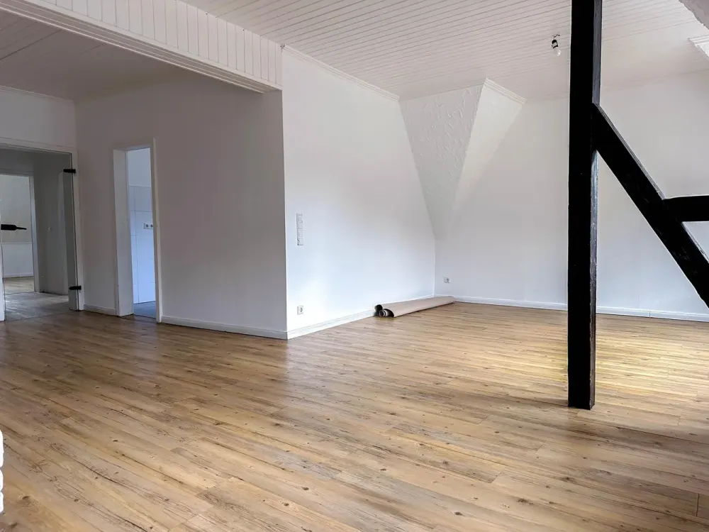 Spacious Maisonette Apartment Suitable for Shared Living
