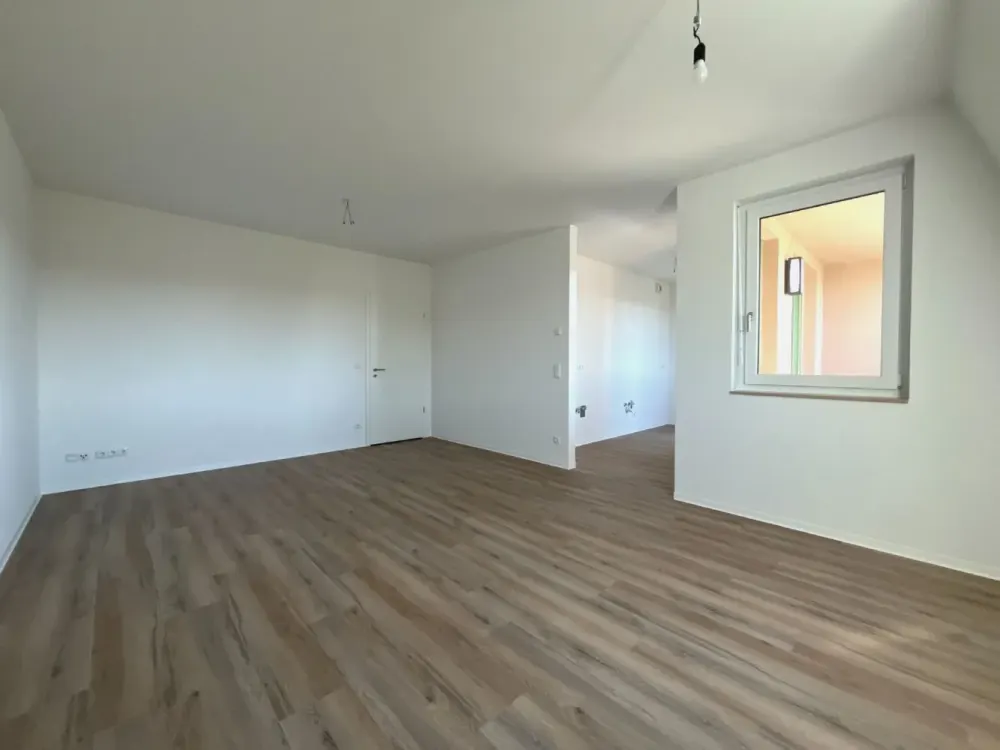 Stylish 3-Room New-Build Apartment with Bathtub, Shower and Loggia in Zentrum-Ost | Optional Fitted Kitchen
