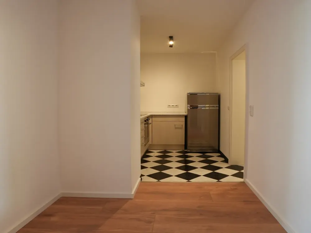 1.5 Rooms, Balcony & Garage in Central Location of Saarbrücken!