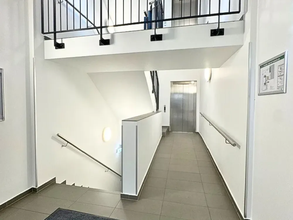 Hochwertig möblierte 3-ZKB im "Schillerhof" gegenüber des Staatstheater