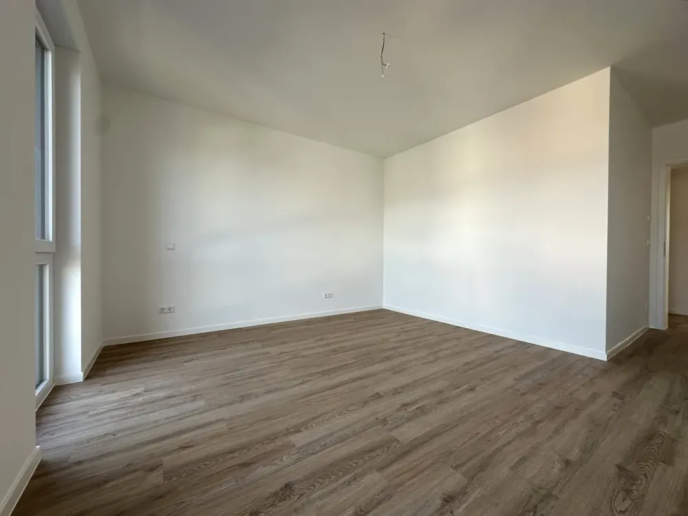 4-Room Apartment with Balcony