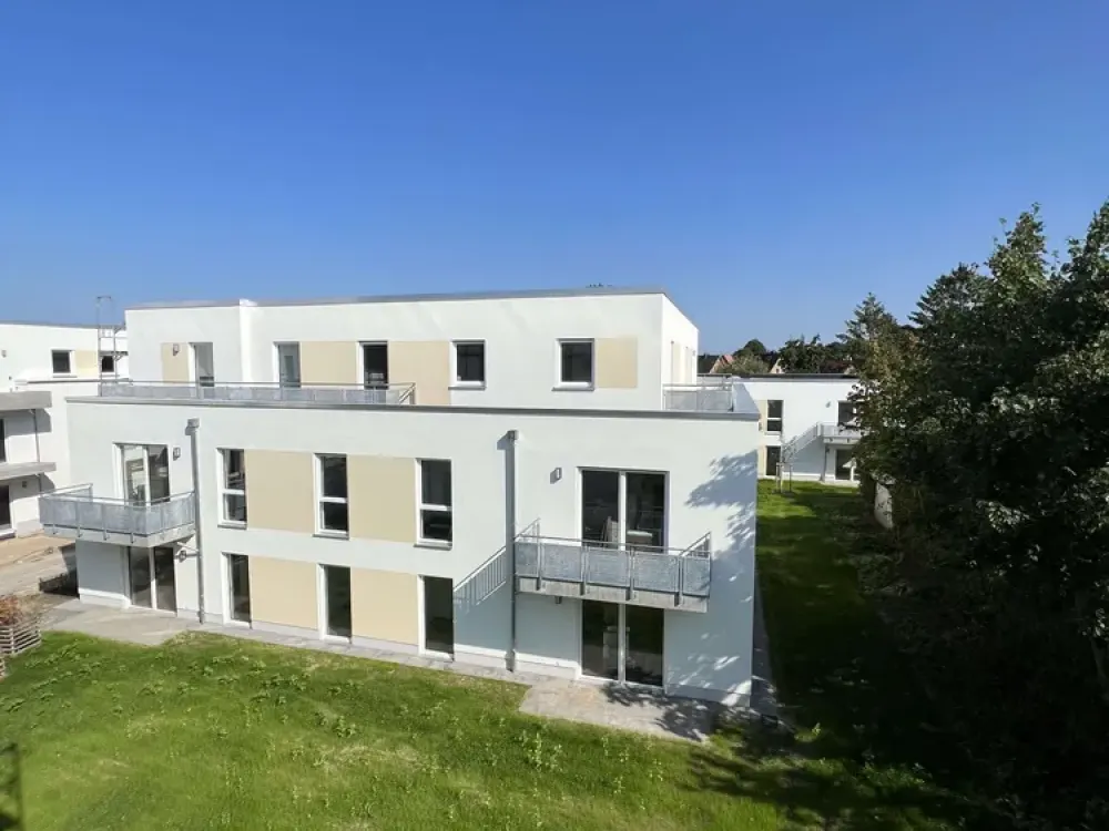 New Build! Barrier-Free! Large 3-Room Attic Apartment with Terrace, Shower Bath, Built-in Kitchen