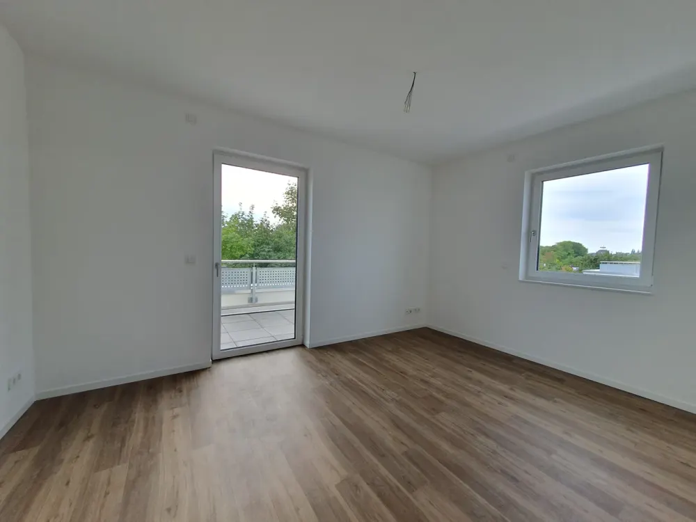 New Build! Barrier-Free! Large 3-Room Attic Apartment with Terrace, Shower Bath, Built-in Kitchen