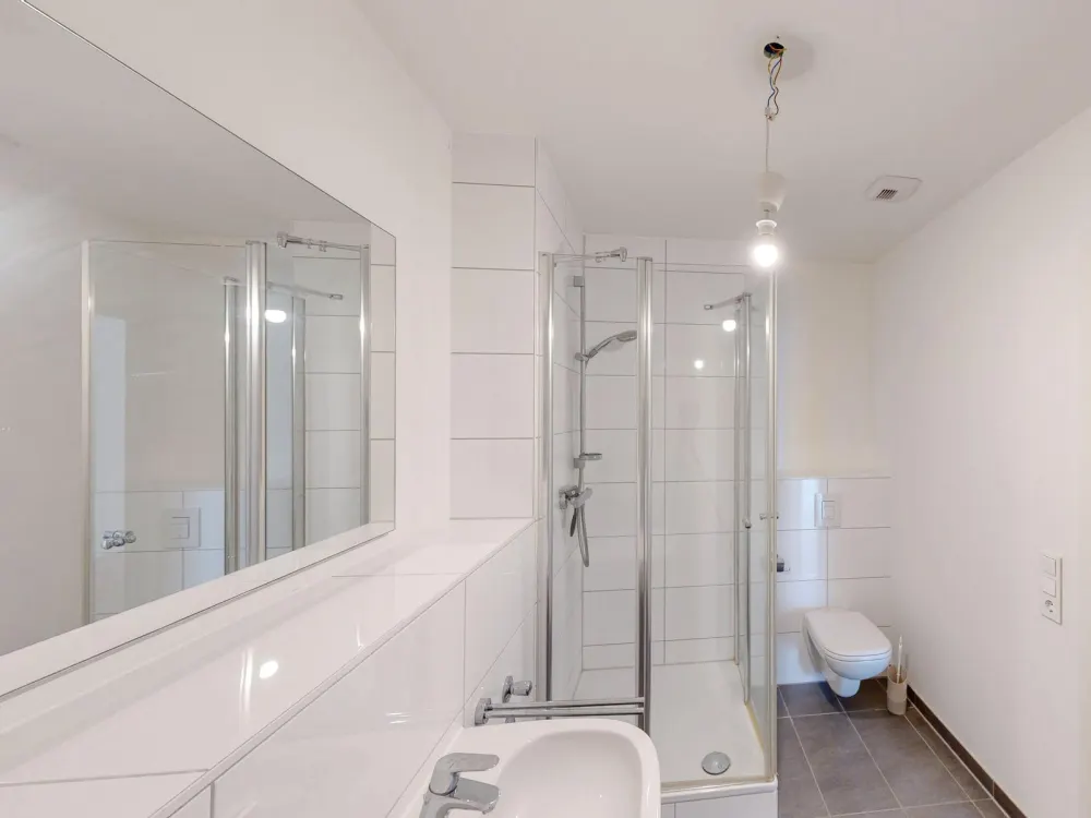 Exclusive 1-Room Apartment with Balcony in Prime Location!