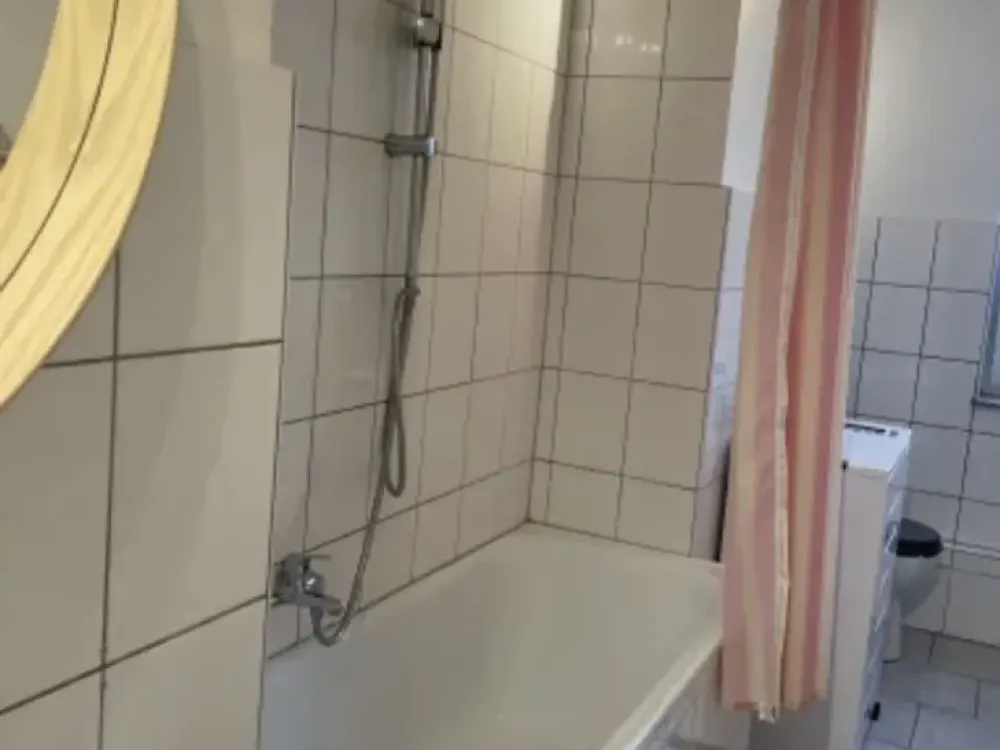 2-Zimmer-Wohnung in Düsseldorf-Rath