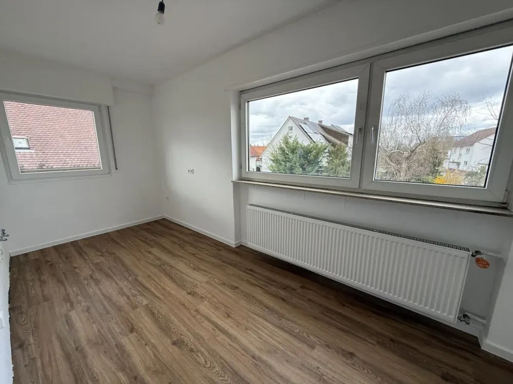 Attractive 2-Room Apartment with Parking Space in Eggenstein-Leopoldshafen