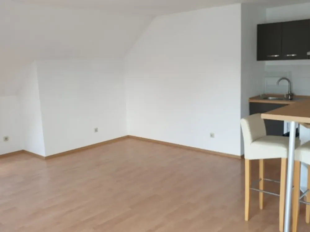 Pretty Studio Apartment with Fitted Kitchen in Kirchhörde