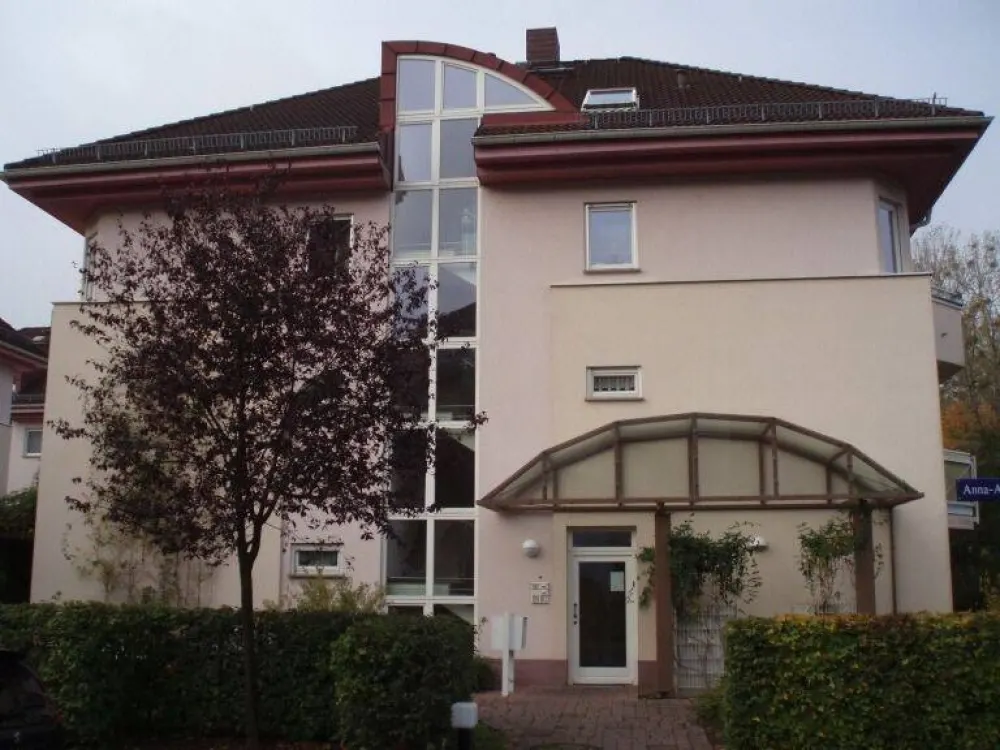 Dresden-Loschwitz - Your new spacious 3-room apartment near the Elbe meadows