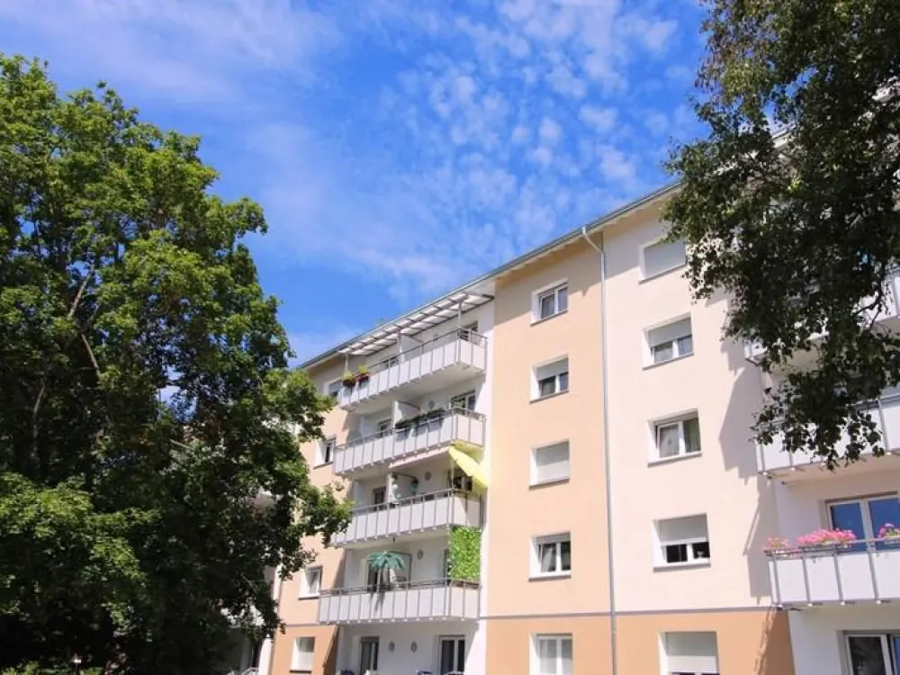 3-room apartment with balcony directly on the Alb (3rd floor without elevator)