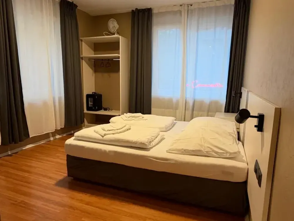 Partially Furnished 1-Room Apartment in the Heart of Stuttgart
