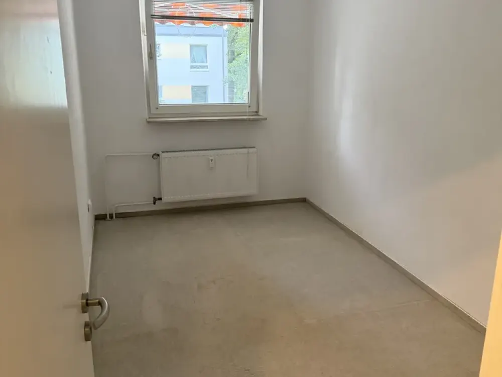 Beautiful 3-Room Apartment in Hamburg-Rahlstedt. Suitable for Freelancers or as a 3-Person Shared Flat max