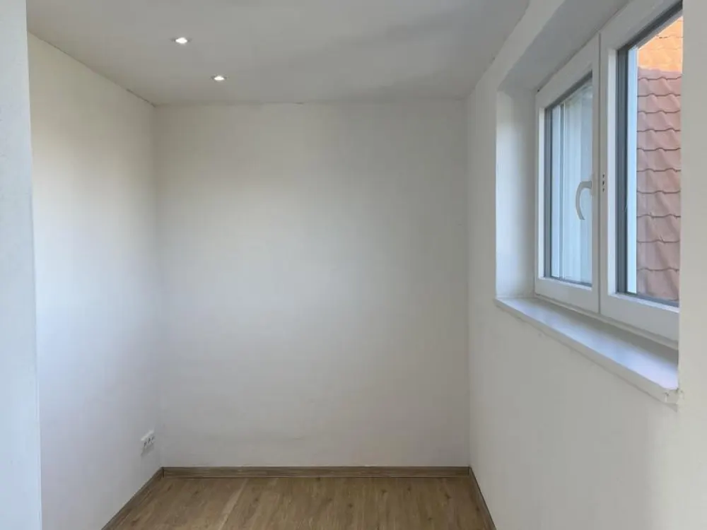 High-quality Equipped Ground Floor Apartment with Terrace