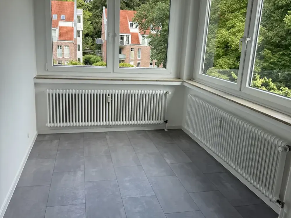 Living with Character: 3.5-Room Apartment in St. Magnus
