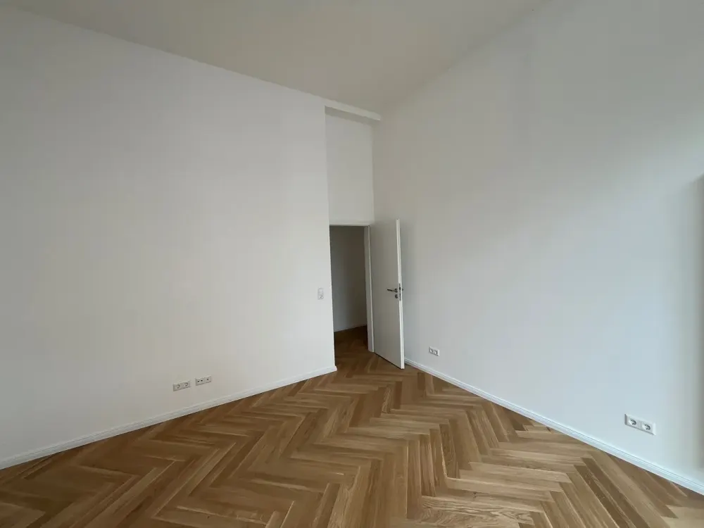 More Than Four Walls: Charming 3-Room Apartment in a Listed Old Building