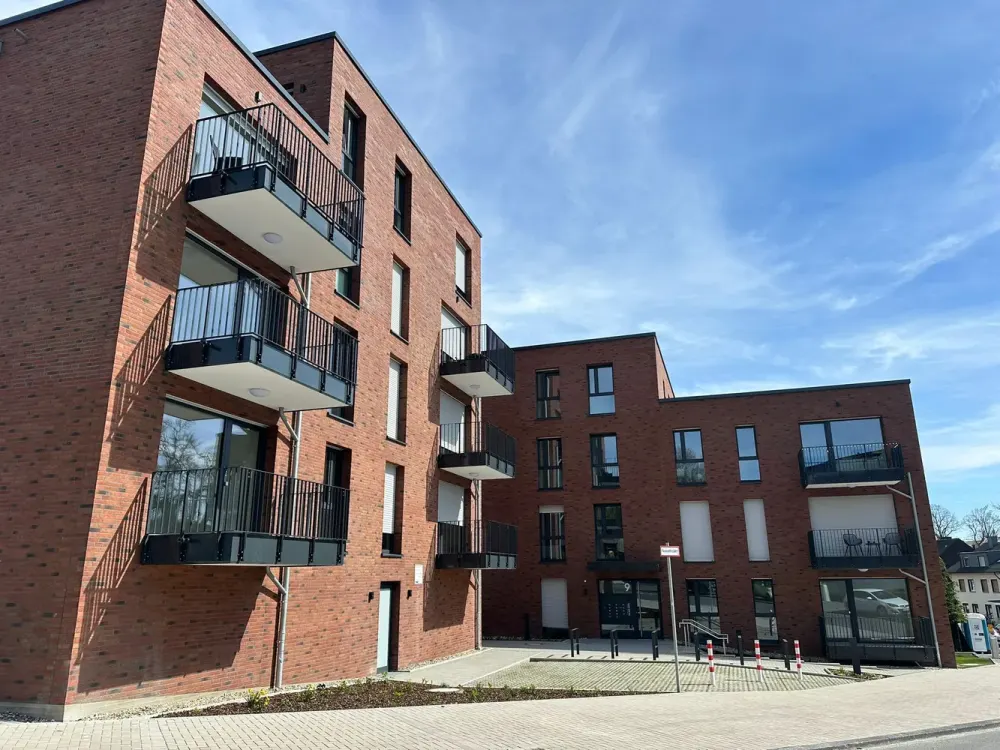 Exclusive Living in Frohlinde - Stylish 3-Room Apartment with Balcony