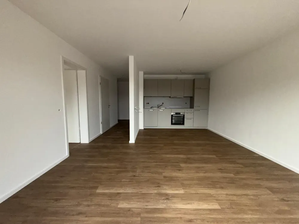 Exclusive Living in Frohlinde - Stylish 3-Room Apartment with Balcony