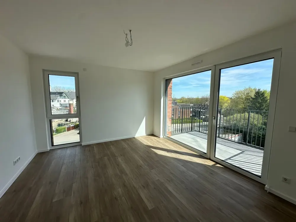 Exclusive Living in Frohlinde - Stylish 3-Room Apartment with Balcony