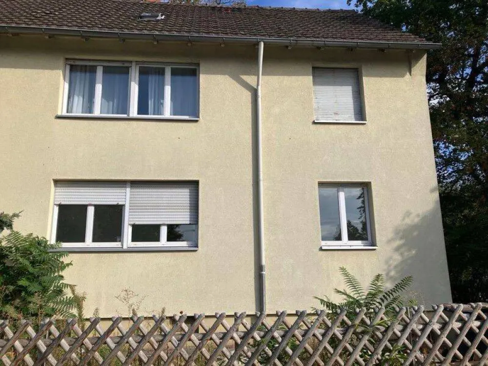 Small 3-Room Apartment with Private Garden
