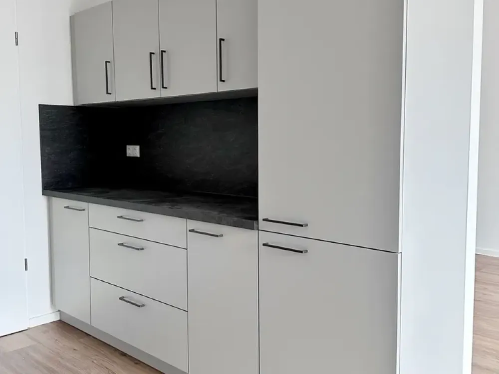Neubau-Gebiet Hannover KRONSRODE: Einbauküche, gr. Balkon, Fußbodenheizng, 2 Bäder, Lift, TG, Keller