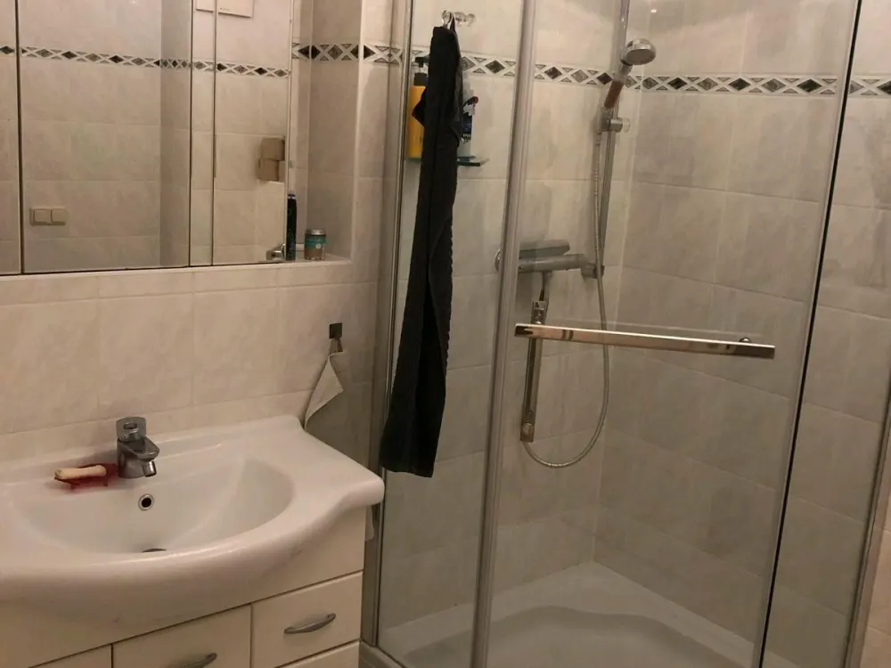 Spacious 2-Room Apartment from Nov.-Mar.