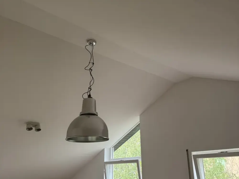 Sehr schönes 1 Zi DG Appartment