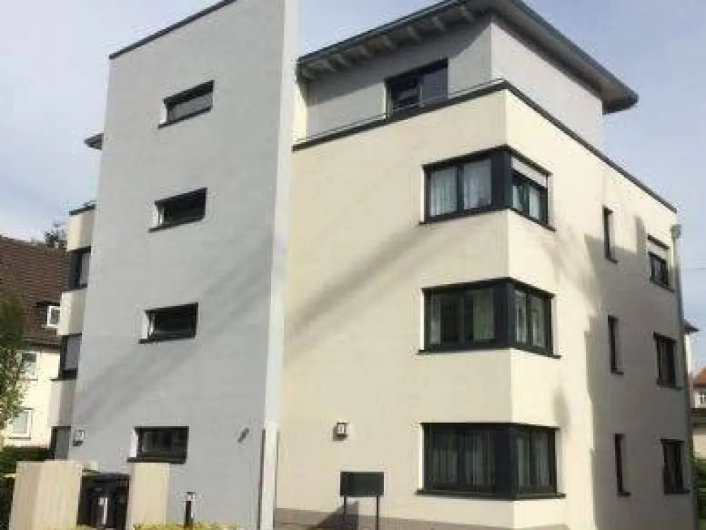 Like new - 2-room apartment with balcony, 73m², barrier-free in central location